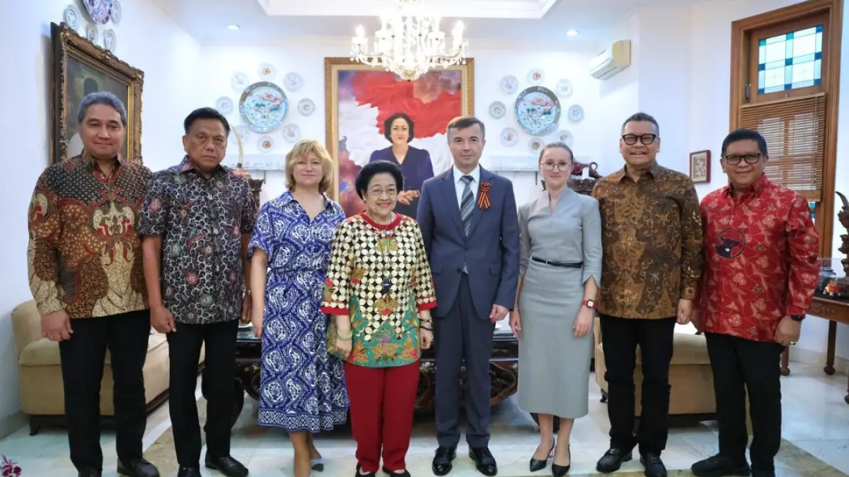 Olly Dondokambey Dampingi Megawati Terima Dubes Rusia, Titip Salam Hangat untuk Presiden Putin