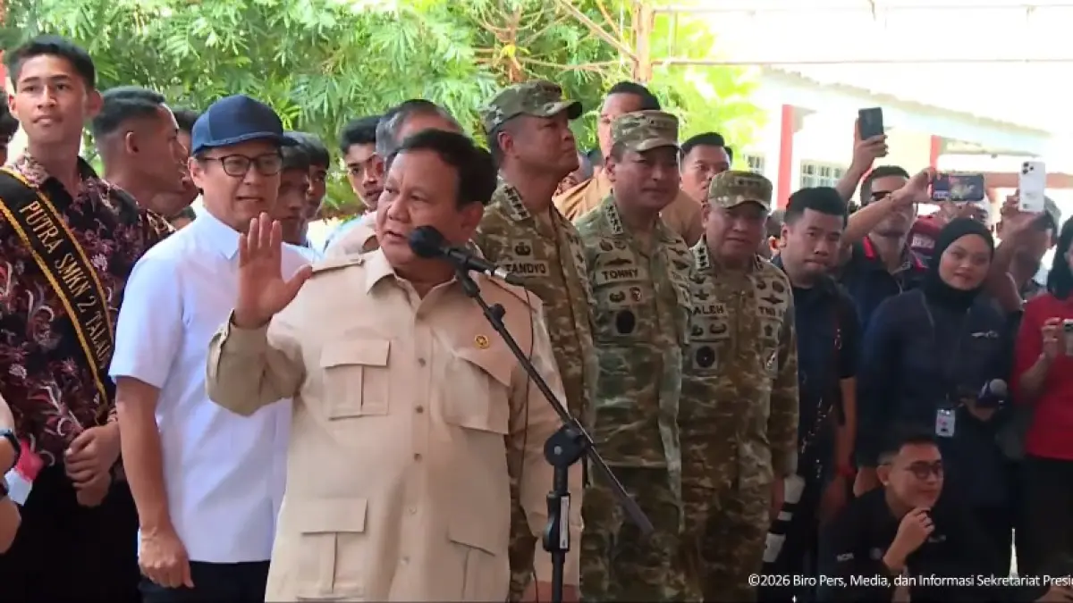 Presien Prabowo Subianto didampingi sejumlah Menteri dan Jenderal TNI melakukan kunjungan kerja ke Pulau Miangas, Sabtu 9 Mei 2026.