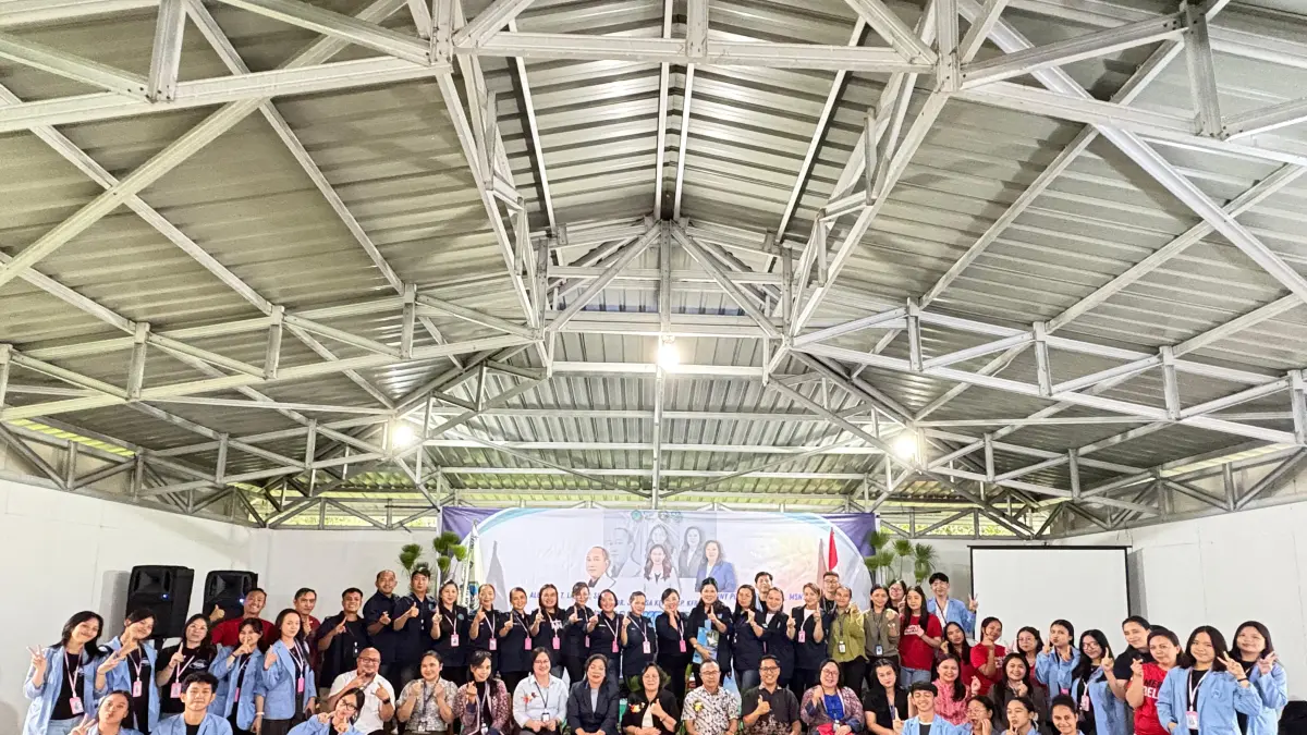 Peserta dan narasumber Seminar Keperawatan bertema penanganan dan rehabilitasi stroke dalam rangka memperingati Dies Natalis ke-90 Pendidikan Kesehatan Gunung Maria Tomohon. Dok istimewa 