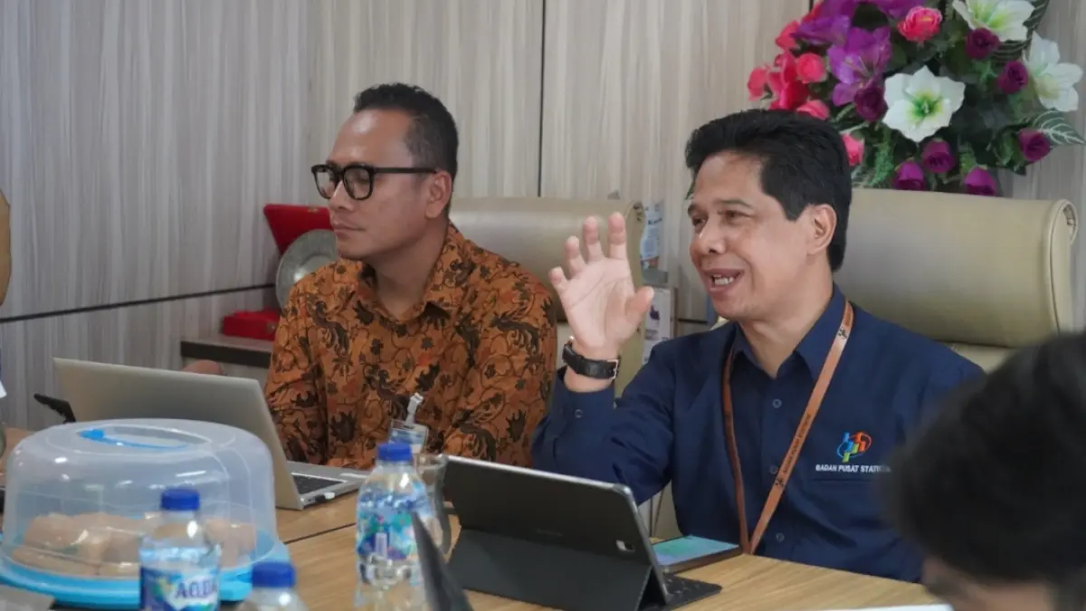 Kepala BPS Sulut Watekhi bersama Deputi BI Sulut Reynold Asri 
