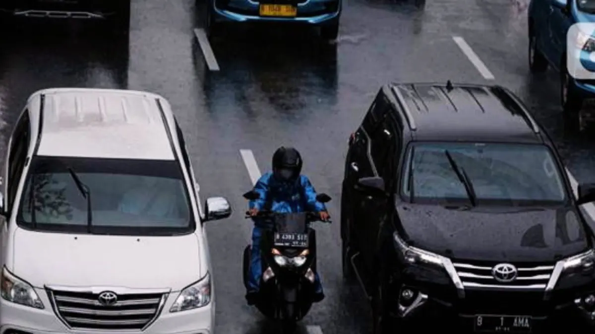 BMKG Bunyikan Alarm! Sulut Terancam Hujan Ekstrem dan Angin Kencang 3 Hari Berturut-turut