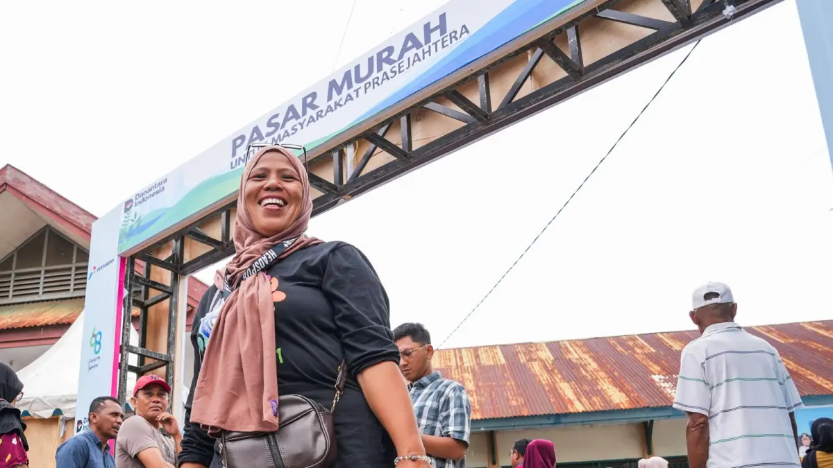 Senyum bahagia para penerima bantuan dari Pertamina Patra Niaga Sulawesi