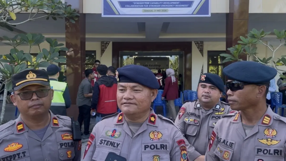 Danden Gegana Satbrimob Polda Sulut Kompol Stenly Lungkang