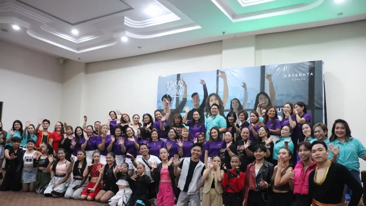 Keseruan acara kompetisi line dance Tjakap Djiwa 2026 di ARYADUTA Manado.