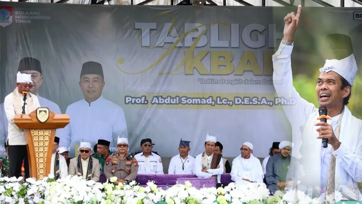 Tabligh Akbar bersama pendakwah nasional Ustadz Abdul Somad Batubara di Boltim