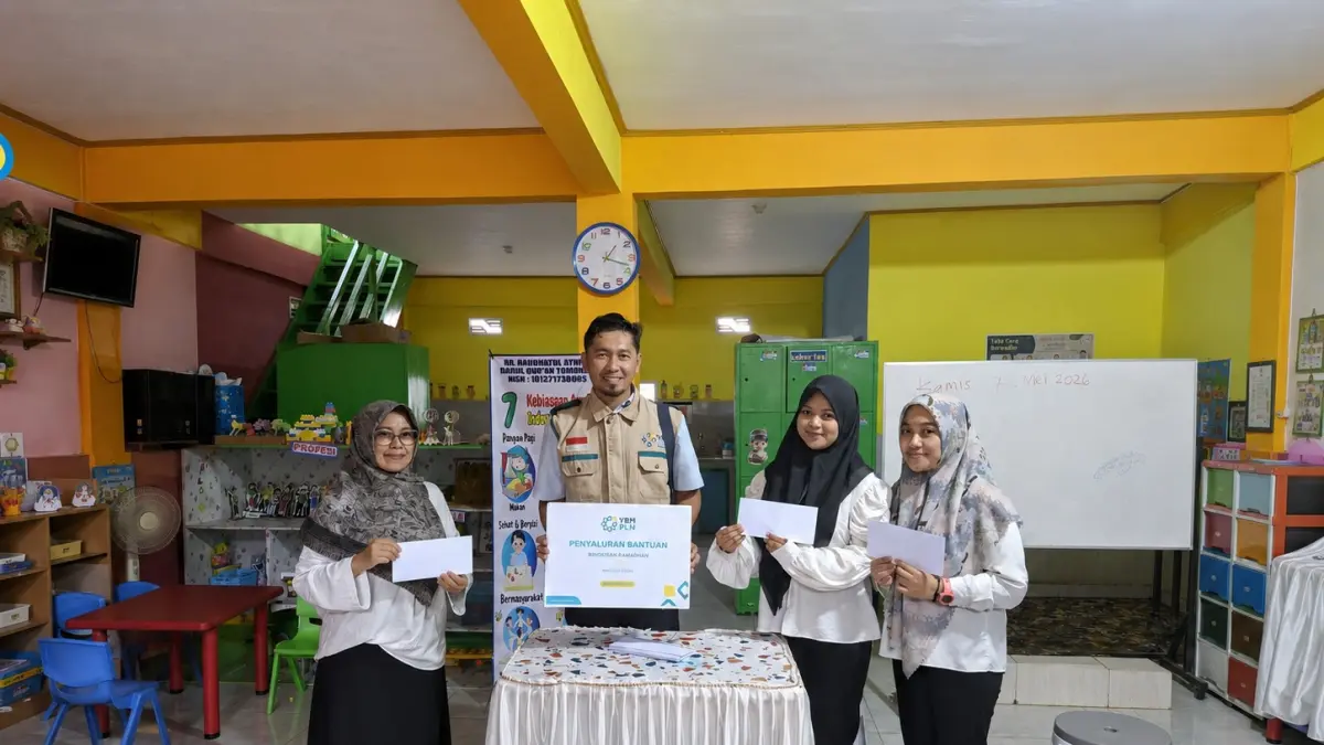 YBM PLN UIP3B Sulawesi melalui YBM PLN UP2B Sistem Minahasa menyerahkan bantuan kepada perwakilan PW JQH NU Sulut sebagai bentuk dukungan terhadap kegiatan sosial dan pembinaan keagamaan bagi warga binaan perempuan di Lapas Perempuan Kelas IIB Manado.