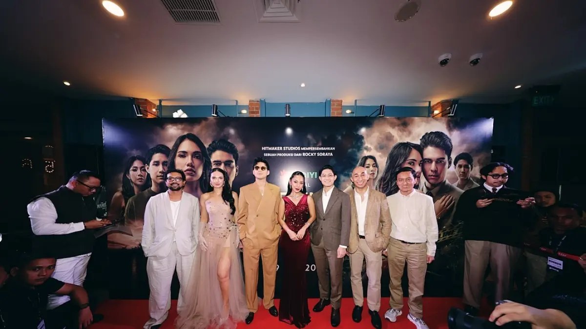 Parade Bintang di Red Carpet Gala Premiere Bercinta dengan Maut