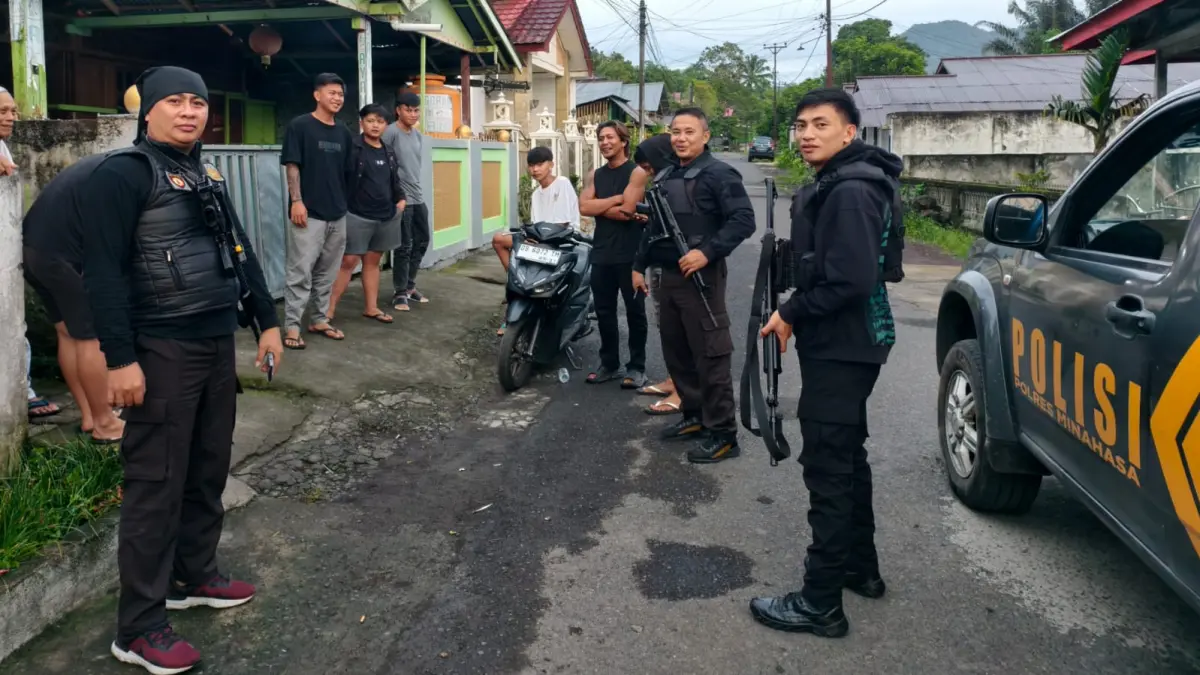 Personil UPRC Polres Minahasa Cepat Tangani Keributan Antar Lorong di Koya

