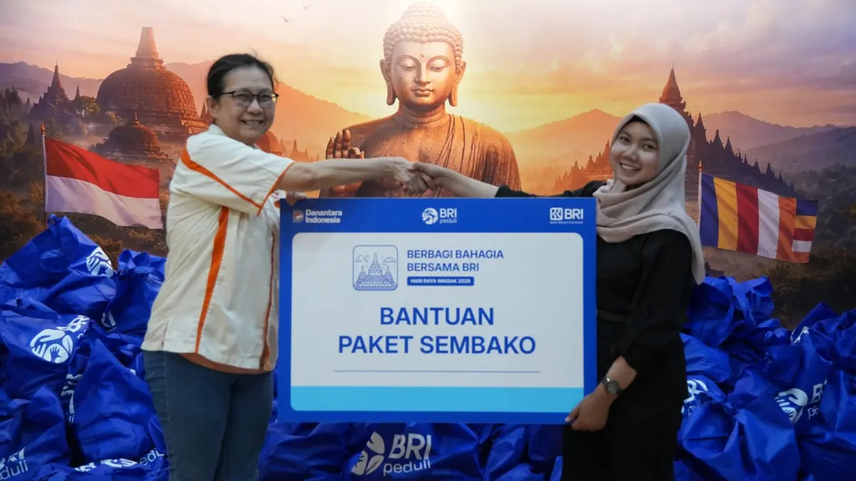 BRI Peduli menjalankan Program “Berbagi Bahagia Bersama BRI” dengan menyalurkan bantuan 1.000 paket sembako bagi Umat Buddha.
