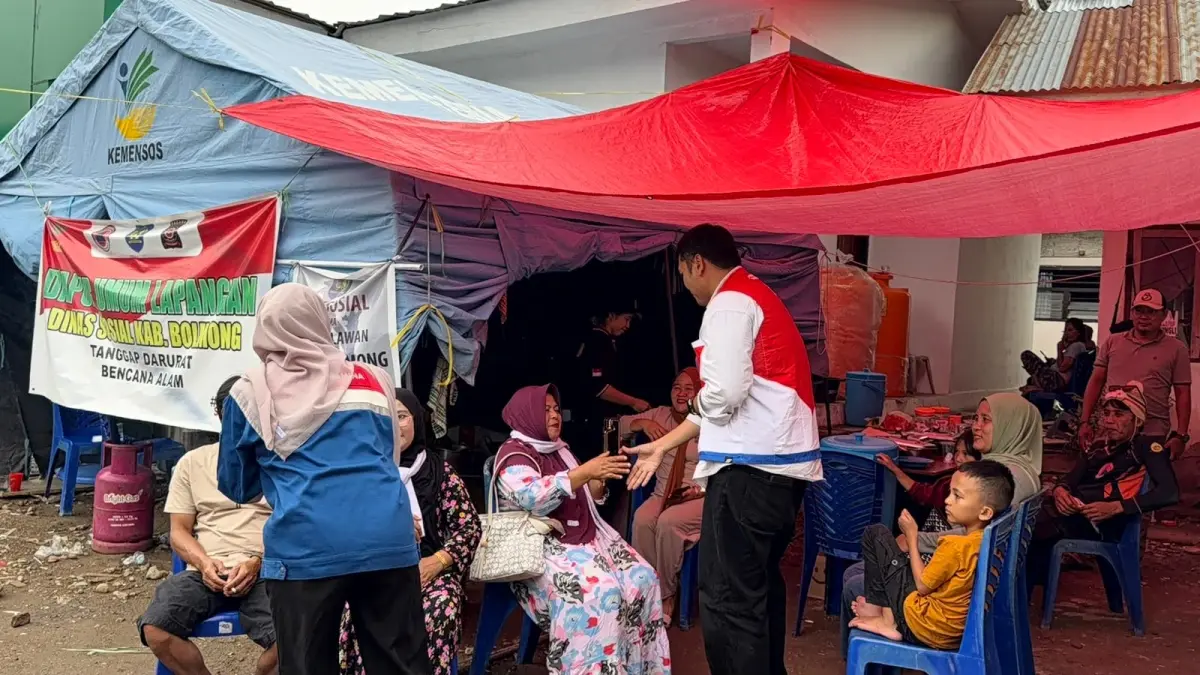 Pertamina Patra Niaga Regional Sulawesi Melalui IT Bitung menyalurkan Bantuan Penanganan Banjir Bandang Bolmong