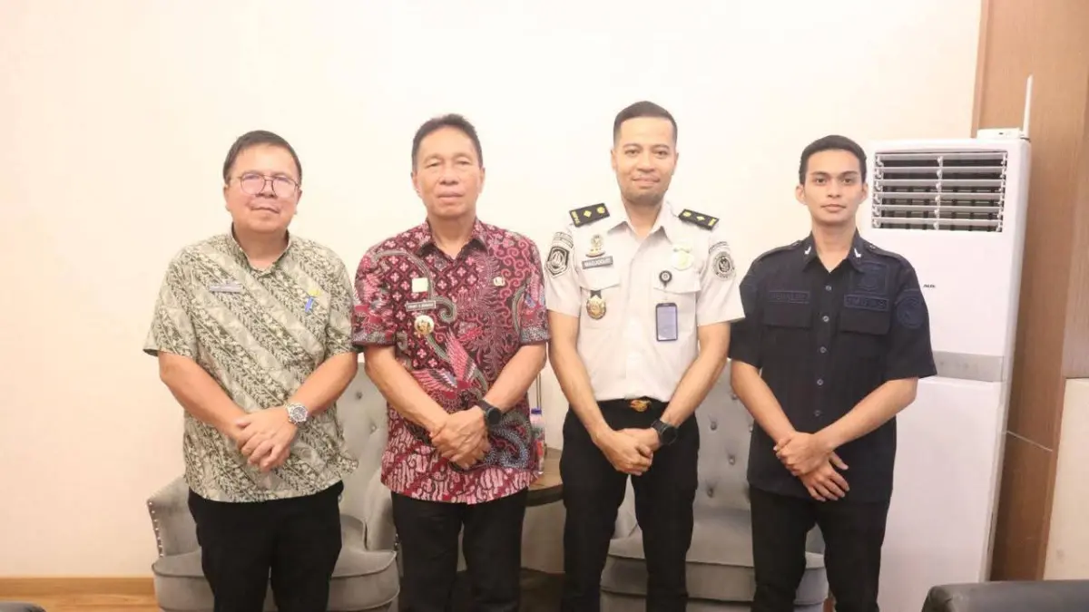SINERGI: Kunjungan jajaran Kantor Imigrasi Kelas I TPI Manado terkait rencana pembentukan Pos Layanan Keimigrasian di Kabupaten Minahasa Selatan, Kamis (4/6).