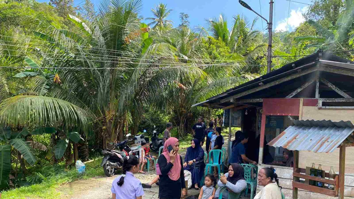 Nampak warga Tidore berada di daerah Mangki Kelurahan Damuhung Tahuna.