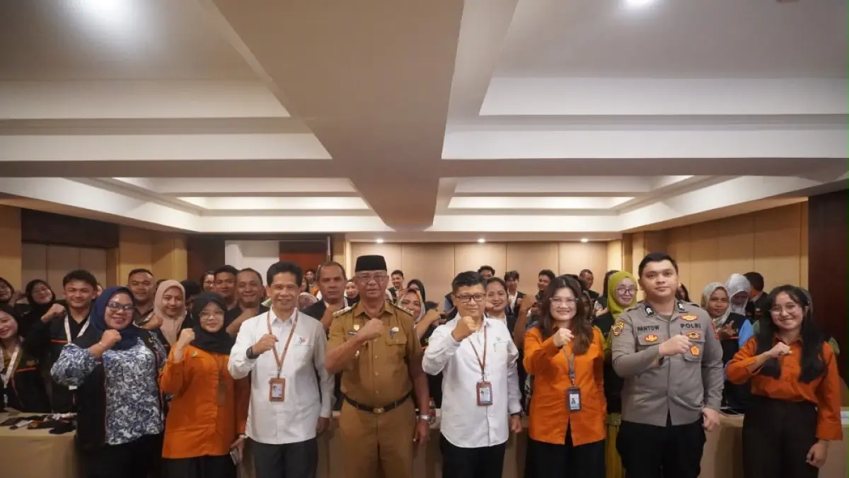Bupati Boltim Oskar Manoppo saat menghadiri pencanangan petugas lapangan Sensus Ekonomi 2026 yang digelar BPS Boltim di Manado, Selasa (9/6).