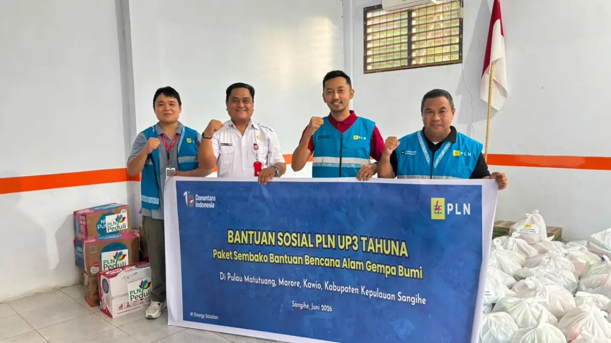 PLN menyalurkan bantuan kemanusiaan kepada masyarakat terdampak gempa bumi di wilayah Kepulauan Sangihe.