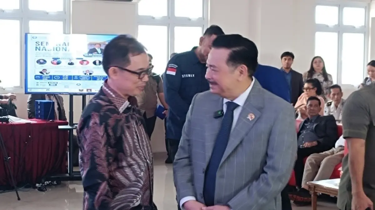 Kebersamaan Prof Otto Hasibuan bersama Prof Berty Sompie