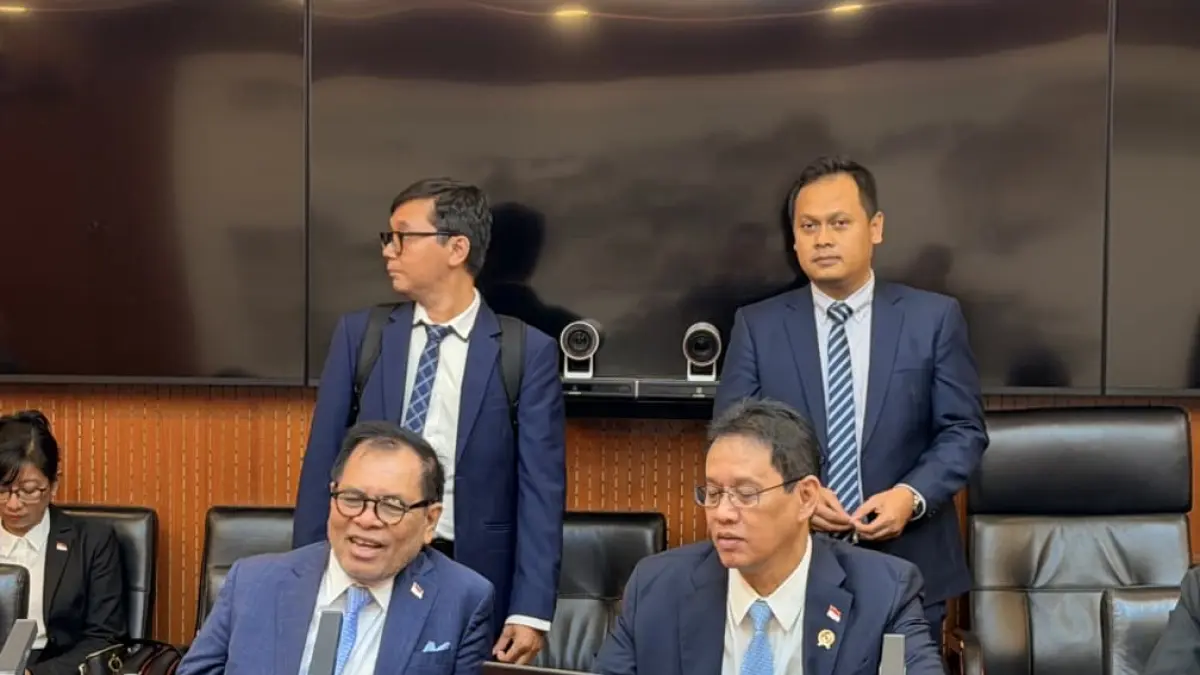 Menteri Keuangan Republik Indonesia, Purbaya Yudhi Sadewa, berhasil mengamankan komitmen pendanaan senilai sekitar US$17 miliar dari Asian Infrastructure Investment Bank (AIIB) untuk mendukung berbagai proyek pembangunan nasional selama periode 2025–2029.