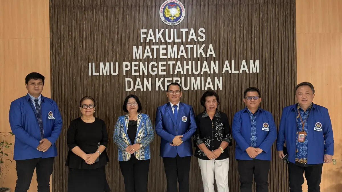 Ujian kualifikasi doktor pertama pada Program Studi S3 Kimia, Kamis, 18 Juni 2026.