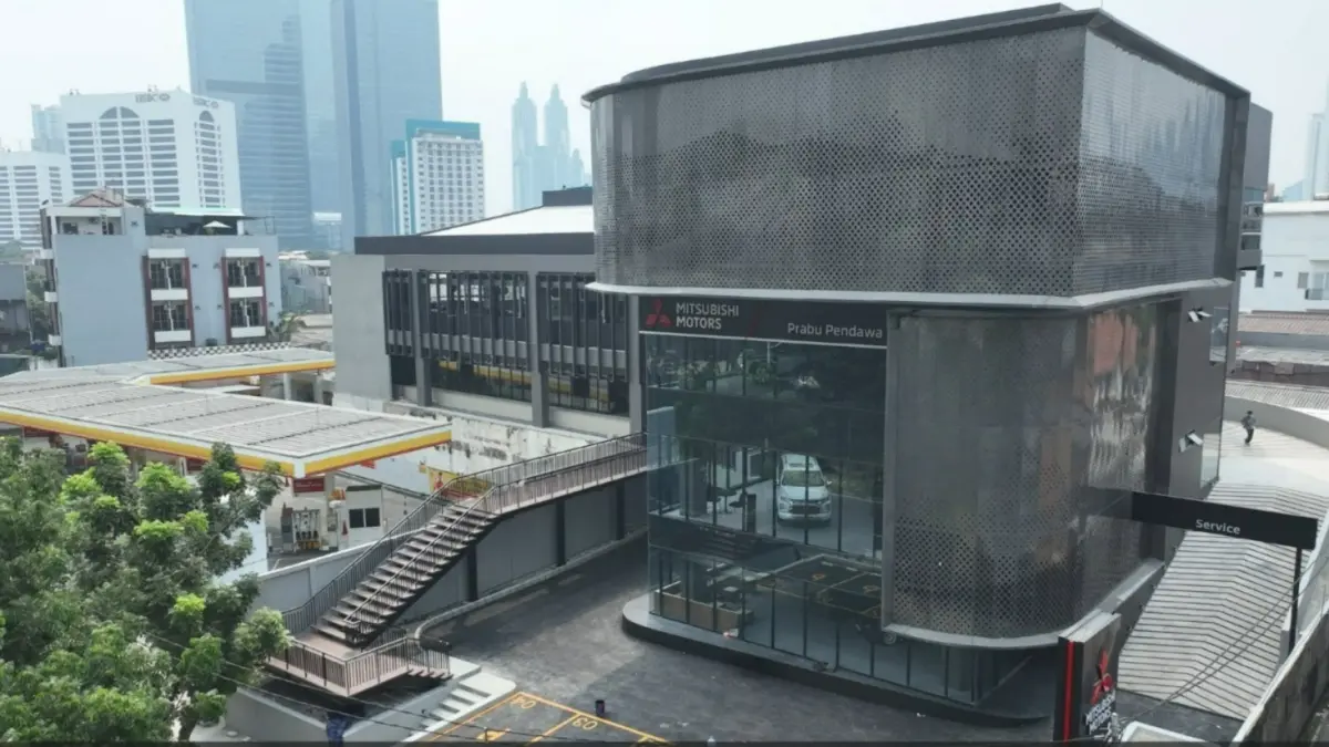 Diler Mitsubishi Motors Prabu Satrio di Kuningan, Jakarta Selatan.