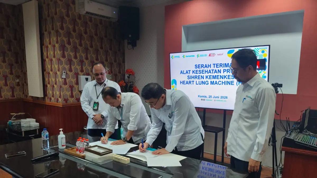 RSUP Kandou Perkuat Layanan Bedah Jantung, Kemenkes Serahkan Heart Lung Machine Berteknologi Canggih