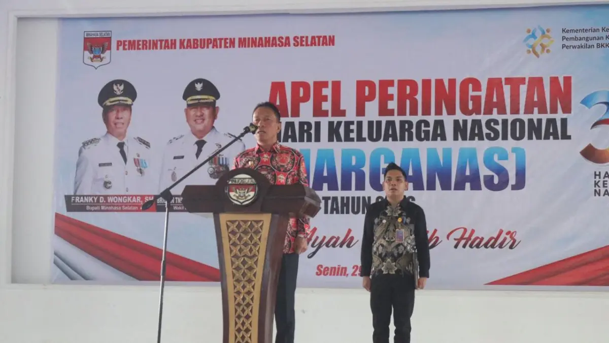 RESMI: Apel Siaga Peringatan Hari Keluarga Nasional (Harganas) ke-33 Tahun 2026 yang dirangkaikan dengan Apel Kebangsaan Aparatur Sipil Negara (ASN), dipimpin langsung Bupati Minahasa Selatan Franky Donny Wongkar, di Aula Waleta Kantor Bupati Minsel, Senin (29/6).