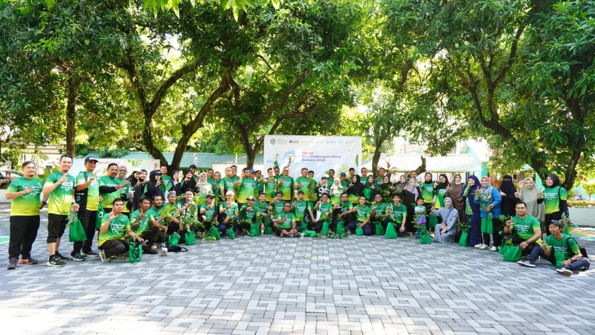 PLN UIP3B Sulawesi Tanam 470 Pohon Produktif di Hari Lingkungan Hidup