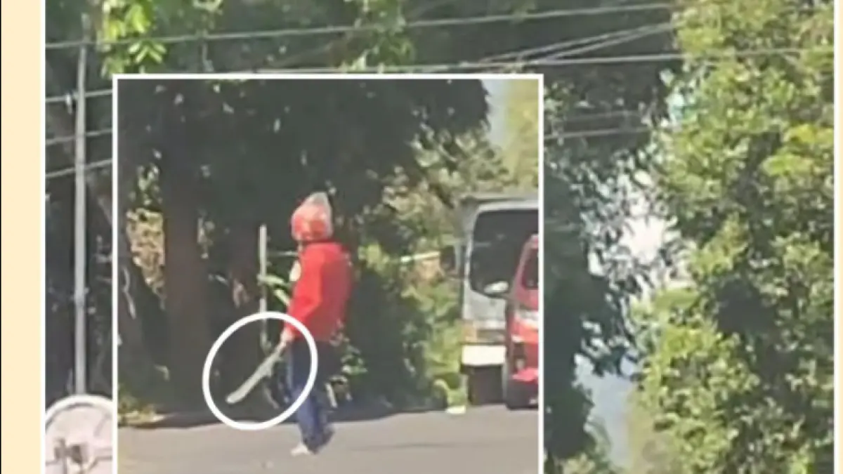 Aksi nekat pelaku membuat pengguna jalan ketakutan. Motif masih menjadi misteri.