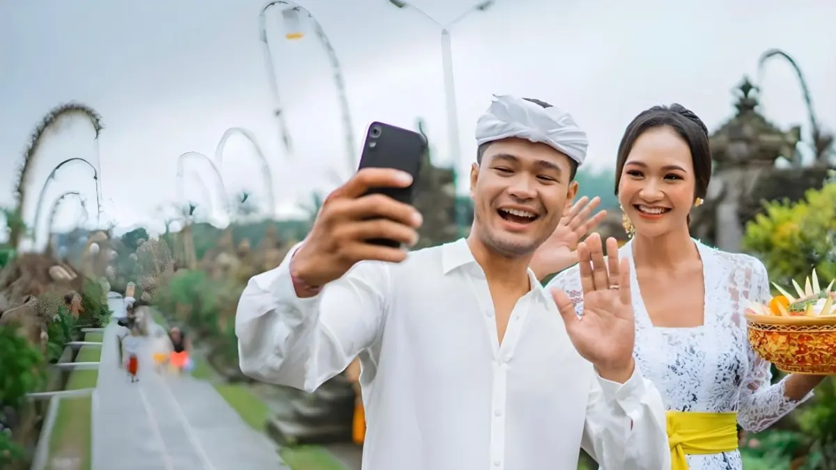 Selain benefit khusus di Indonesia, anggota BWR juga tetap memperoleh berbagai keuntungan global, antara lain poin tanpa masa kedaluwarsa.