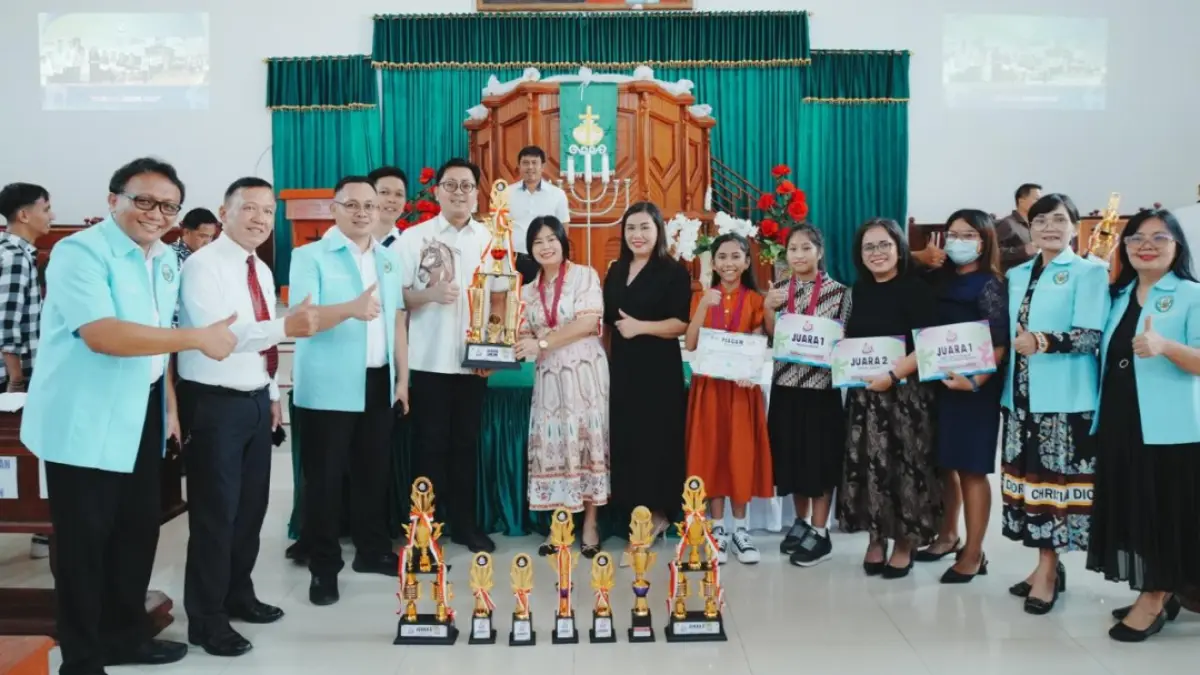 Penyerahan hadiah FAS GMIM 2026