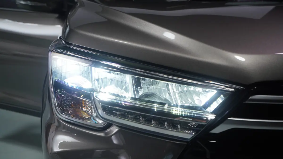 XL7 New Zeta - LED Headlamp