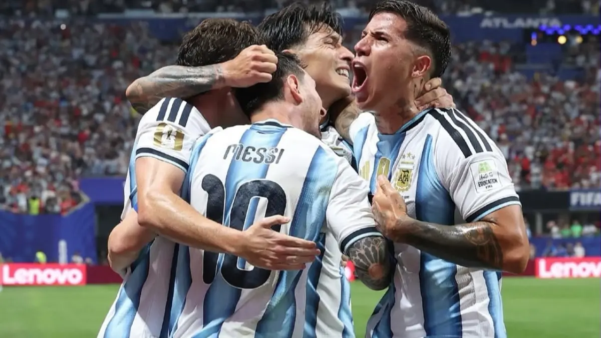 Selebrasi pemain Argentina usai memastikan tiket ke perempat final Piala Dunia 2026. (Foto: Instagram/@fifaworldcup)