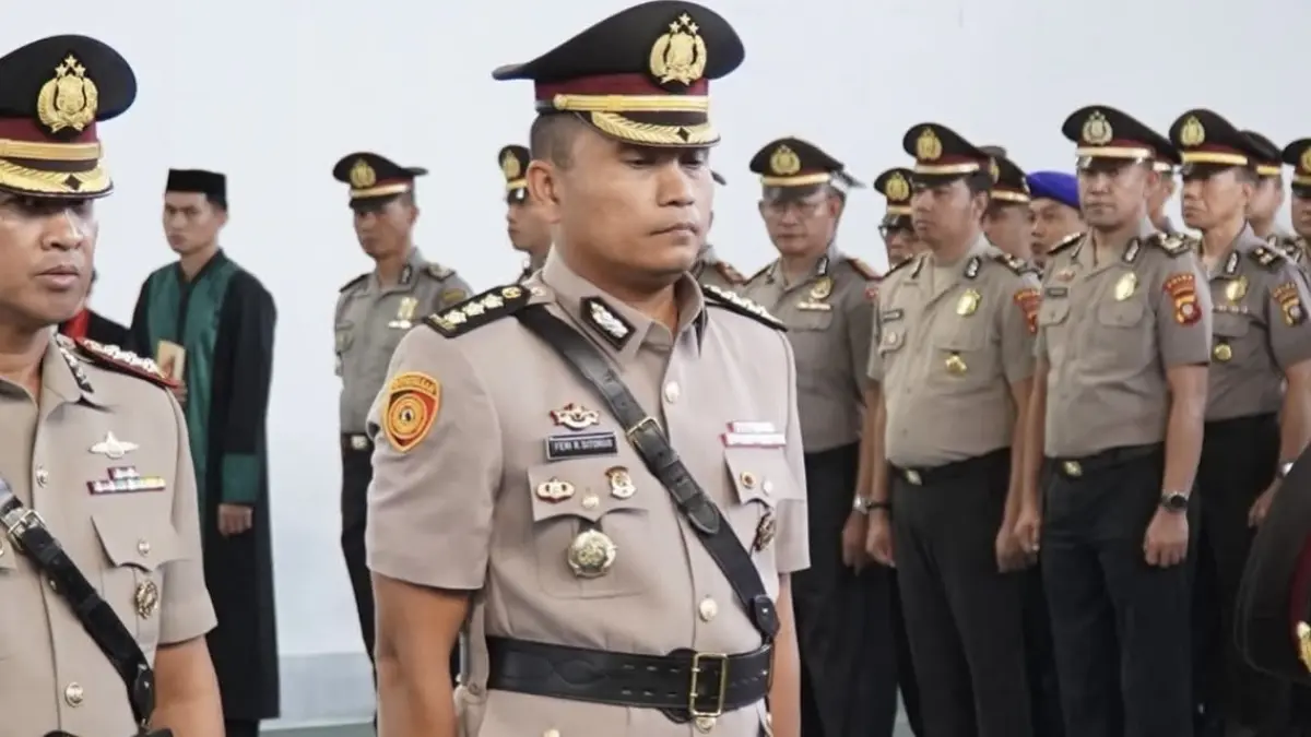Kombes Pol Feri Renaldo Sitorus saat pelantikan sebagai Direktur Ditintelkam Polda Gorontalo