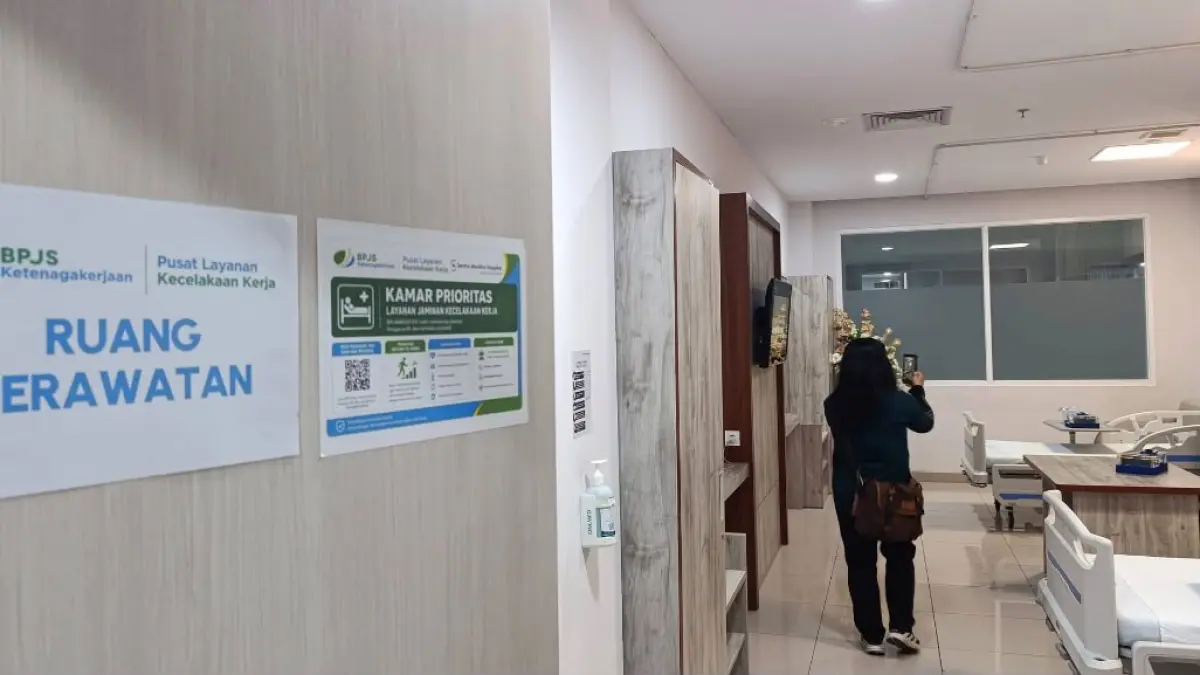 PEDULI PEKERJA: Kamar Prioritas Layanan Kecelakaan Kerja di Sentra Medika Hospital Minut.