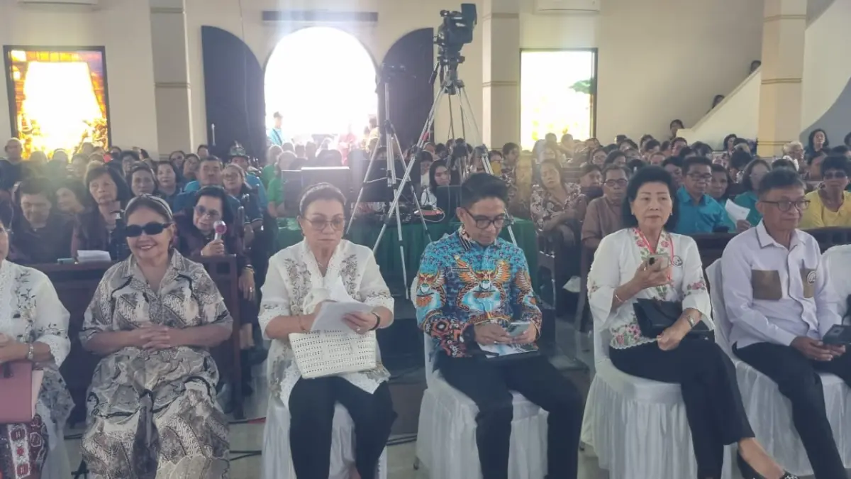 SUKACITA MELAYANI: Ibadah pembukaan Hapsa Lansia di GMIM GPI Pinaesaan, Kamis (09/07/26).