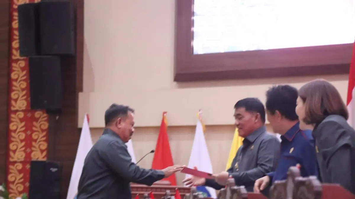 Paripurna pengambilan keputusan terhadap Rancangan Peraturan Daerah (Ranperda) tentang Pertanggungjawaban Pelaksanaan APBD Provinsi Sulawesi Utara Tahun Anggaran 2025, penyampaian Kebijakan Umum Anggaran (KUA) dan Prioritas Plafon Anggaran Sementara (PPAS) Tahun Anggaran 2027, serta penyampaian Ranperda tentang Penanggulangan Kejadian Luar Biasa dan Wabah Penyakit Menular.