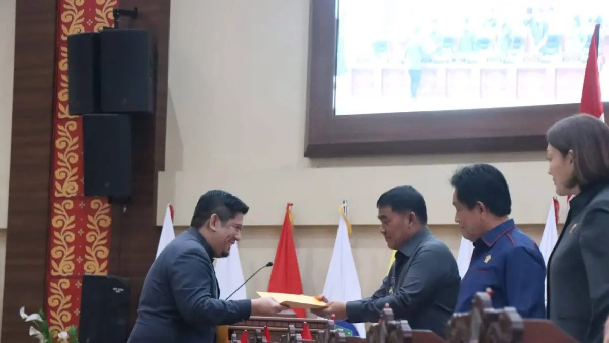 Paripurna pengambilan keputusan terhadap Rancangan Peraturan Daerah (Ranperda) tentang Pertanggungjawaban Pelaksanaan APBD Provinsi Sulawesi Utara Tahun Anggaran 2025, penyampaian Kebijakan Umum Anggaran (KUA) dan Prioritas Plafon Anggaran Sementara (PPAS) Tahun Anggaran 2027, serta penyampaian Ranperda tentang Penanggulangan Kejadian Luar Biasa dan Wabah Penyakit Menular.