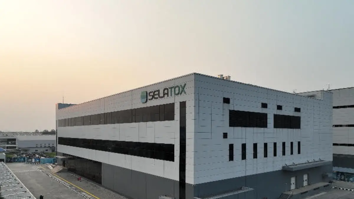 Fasilitas Manufaktur PT Selatox Bio Pharma di Cikarang, Jawa Barat, dibangun sesuai standar manufaktur internasional untuk mendukung produksi biofarmasi berkelas dunia.