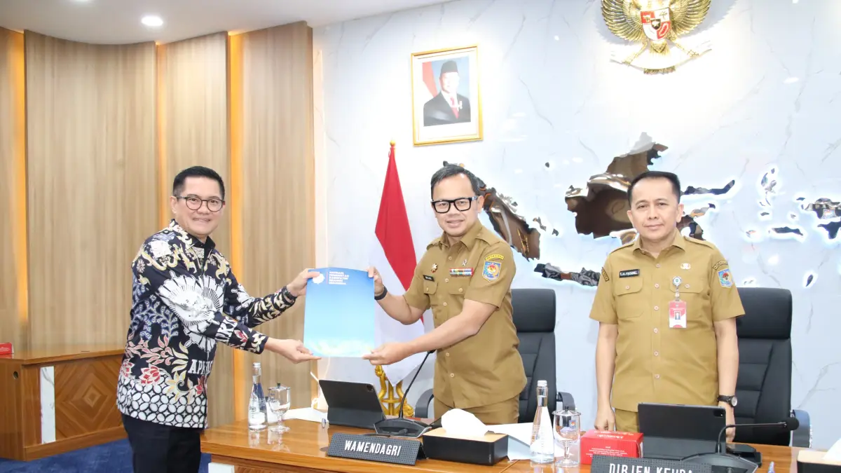 Bupati Minahasa Utara Joune Ganda yang juga Sekjen Apkasi usai Rakor dengan Kemendagi