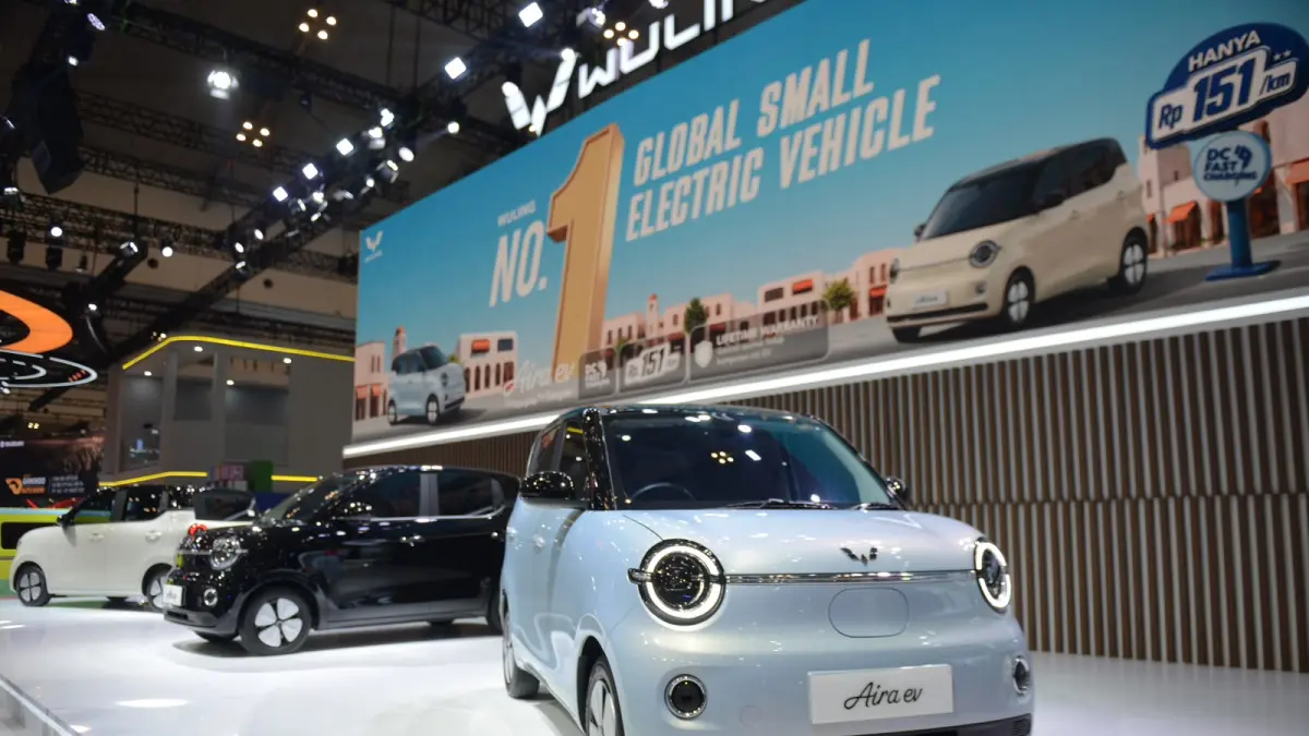 Wuling memperkenalkan Aira ev yang diproduksi di Cikarang pada GIIAS 2026 sebagai bagian dari komitmen memperkuat industri kendaraan listrik di Indonesia.