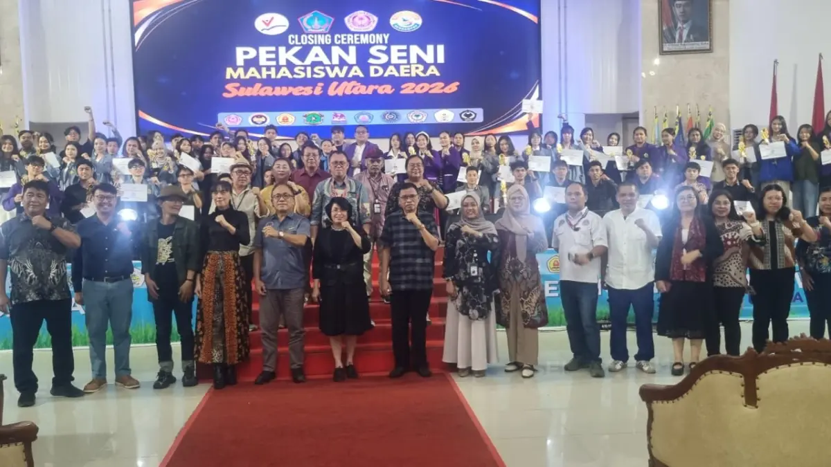 SUKSES: Pelaksanaan Pekan Seni Mahasiswa Daerah (PEKSIMIDA) Sulawesi Utara Tahun 2026 resmi ditutup oleh Wakil Rektor I Universitas Sam Ratulangi (Unsrat) Prof Arthur Pinaria PhD yang juga menjabat sebagai Pelaksana Tugas Wakil Rektor III Unsrat sekaligus Ketua Badan Pembina Seni Mahasiswa Indonesia (BPSMI) Sulawesi Utara, di Auditorium Unsrat Prof Soemitro Djojohadikoesoemo, Kamis (30/07/26).&nbsp;