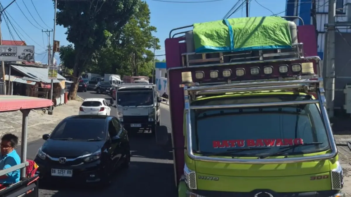 Antrean Solar di salah satu SPBU. Dok MP