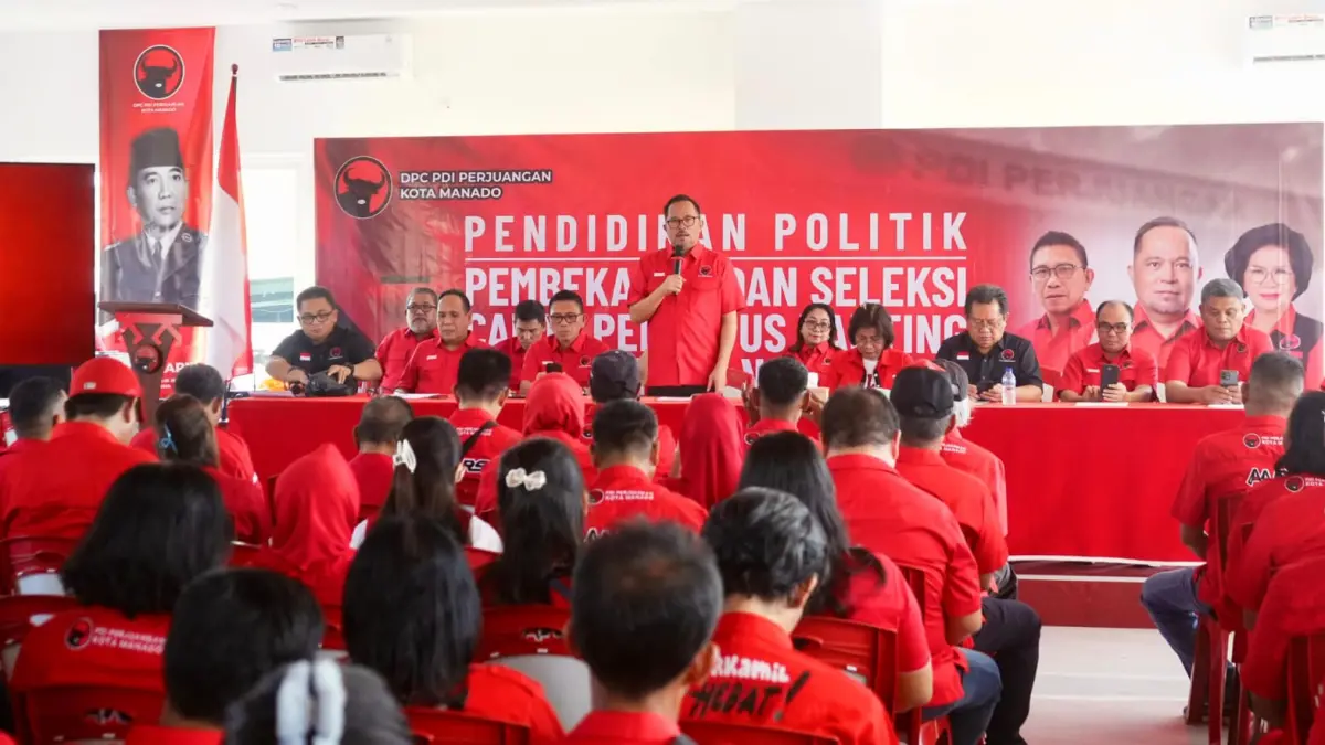SIAPKAN: Pendidikan politik, pembekalan dan seleksi calon pengurus ranting PDI Perjuangan Kota Manado di kantor DPC, Sabtu (2/8)