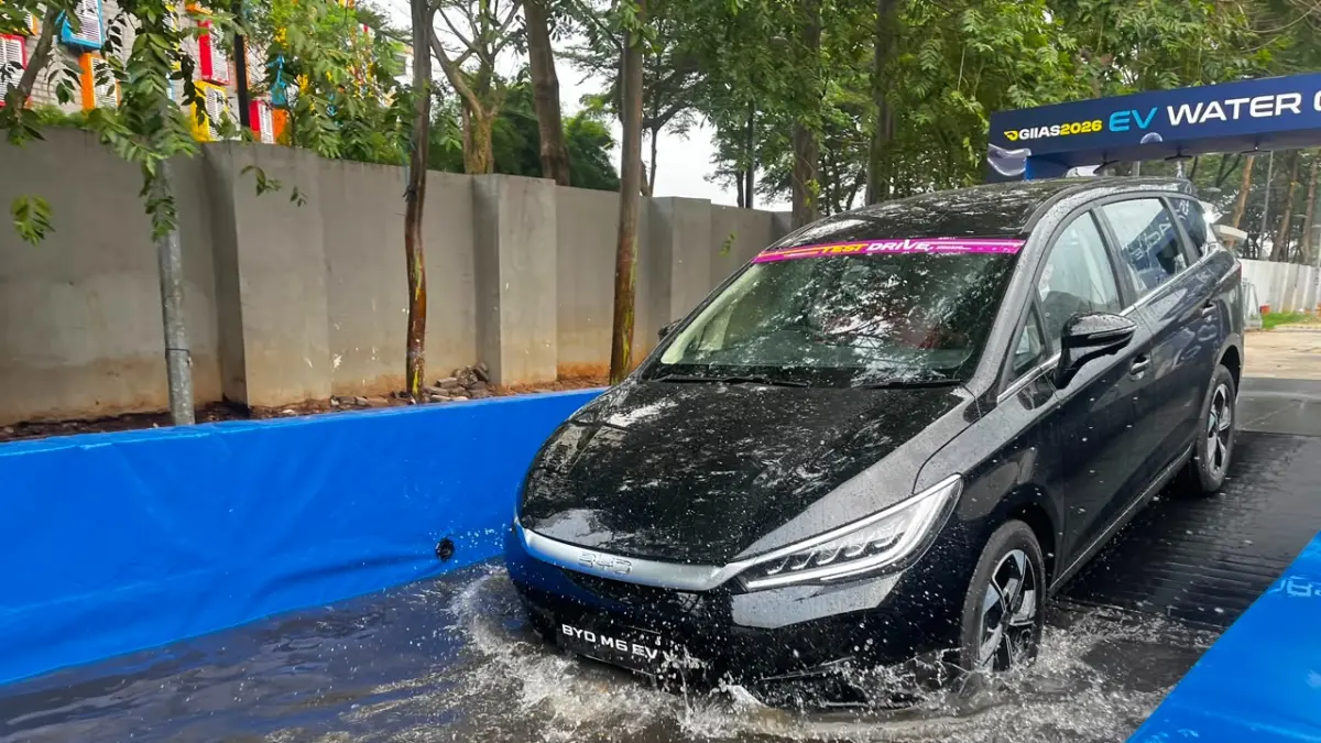 BYD M6 EV Test Drive