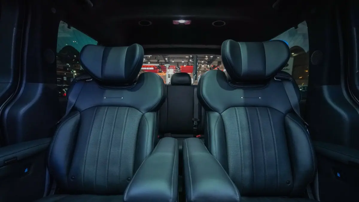 Captain Seat pada the New STARIA
