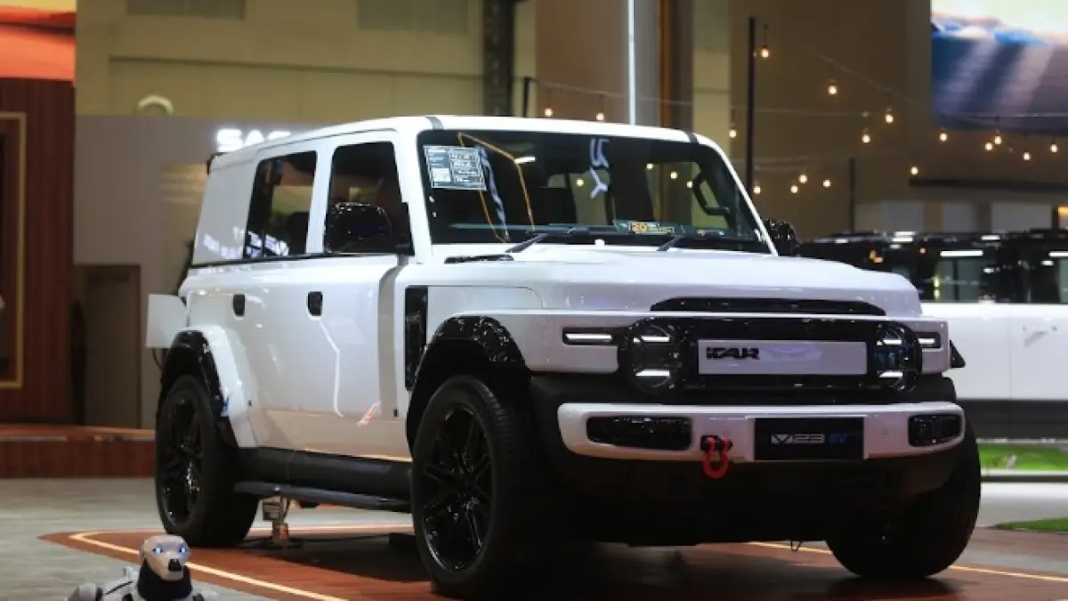 Selain menghadirkan iCAR V27 sebagai model terbaru di Indonesia, booth ini turut menampilkan iCAR V23.
