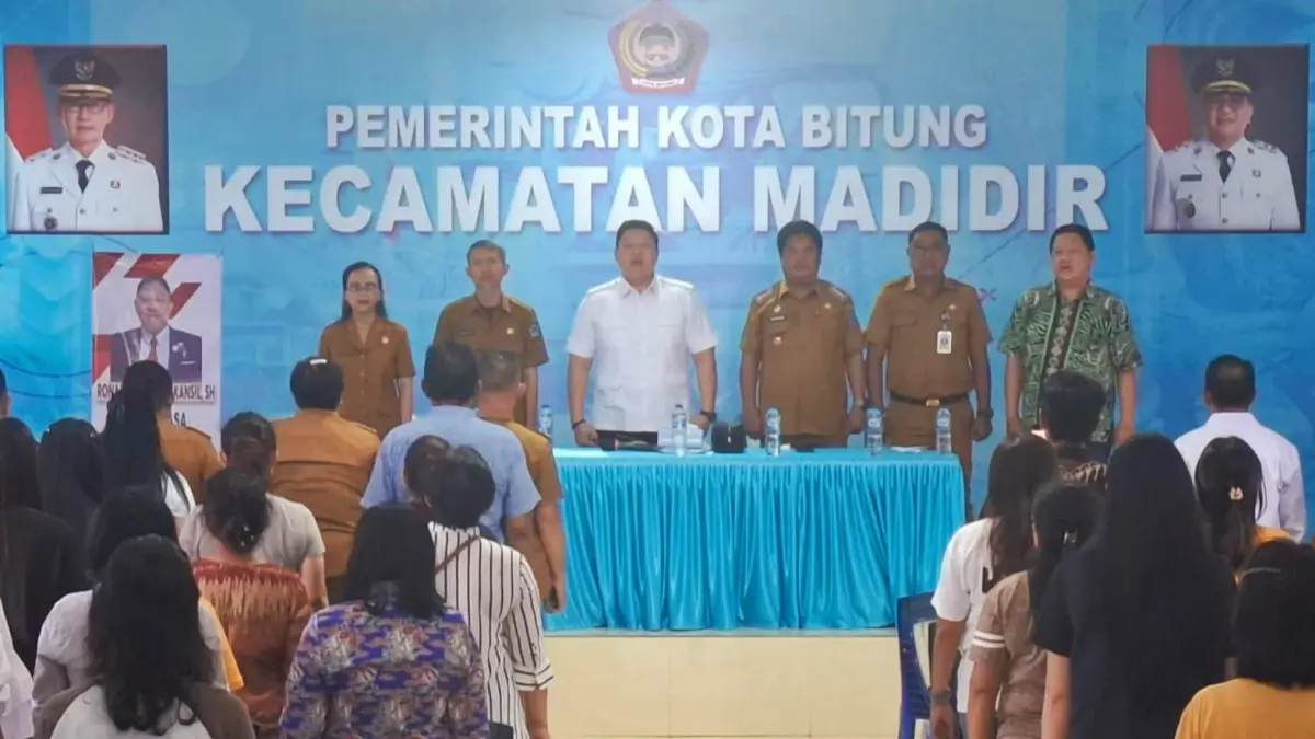 Wakil Ketua DPRD Kota Bitung Ronald Gunawan Kansil melaksanakan reses di Kecamatan Madidir.(Dok Istimewa)