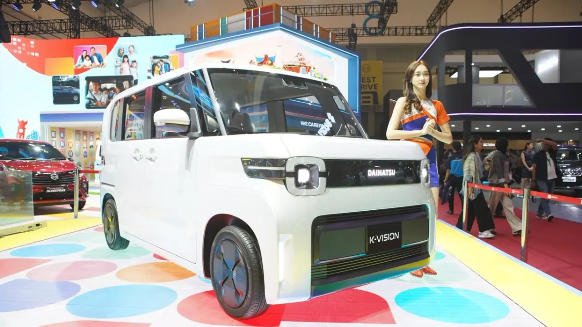 Tampak Depan K-Vision HEV