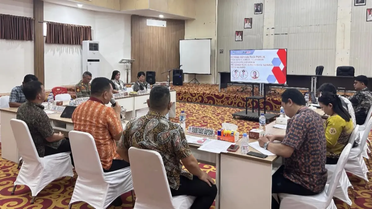 MASUKAN: Suasana diskusi dalam kegiatan FGD yang digelar BKPSDM Manado, Kamis (13/8)