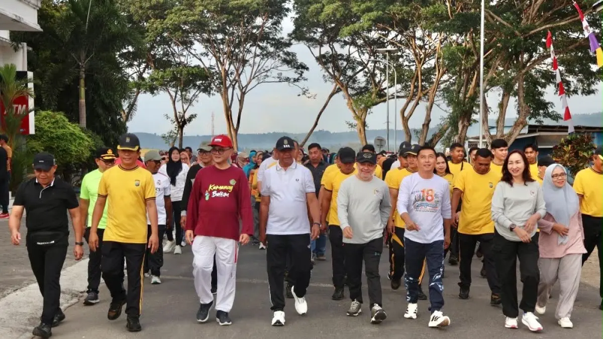 Pemkab Boltim meriahkan HUT ke-81 RI dengan jalan sehat, mini soccer, dan Merdeka Cup untuk memperkuat kebersamaan serta sportivitas.