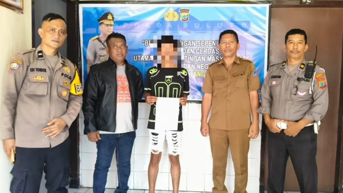 TEGAS: Siswa yang diduga terlibat dalam aksi tawuran antar pelajar diamankan Polsek Wanea