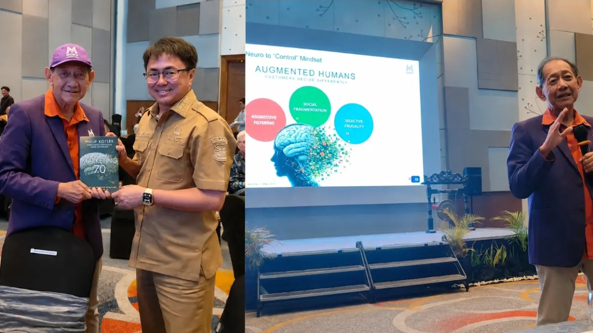 Hermawan Kartajaya saat memberikan buku terbarunya 7.0 kepada Walikota Manado Andrei Angow. Foto kanan, HK saat membagi ilmu marketing